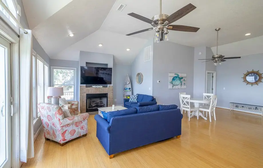 Bubbles Up (formerly Soundhaven) 115-B