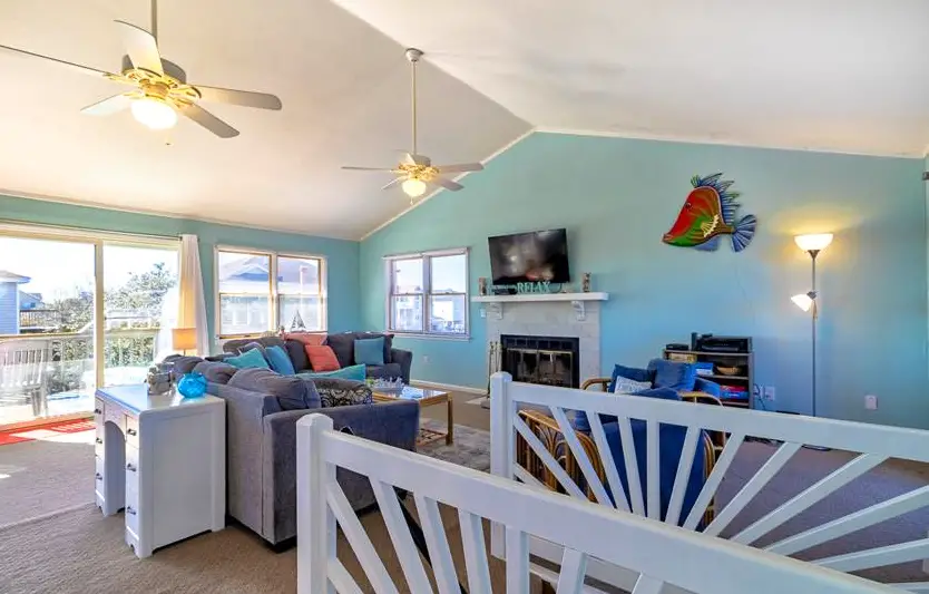 Jones 'n 4 the Beach 76-A