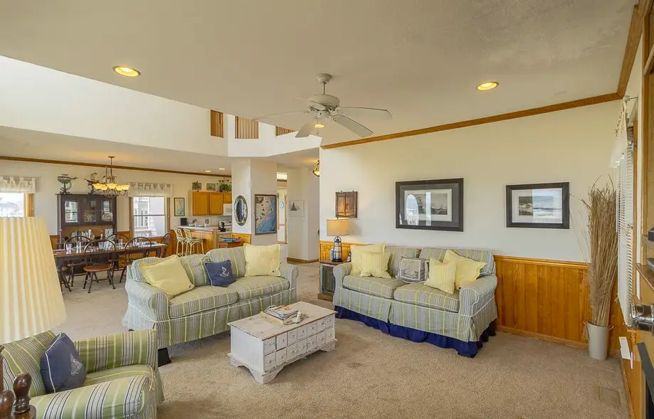 Starboard Watch CV-35