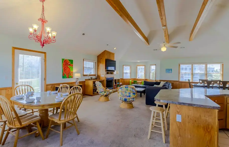 We Got The Beach WHL-64